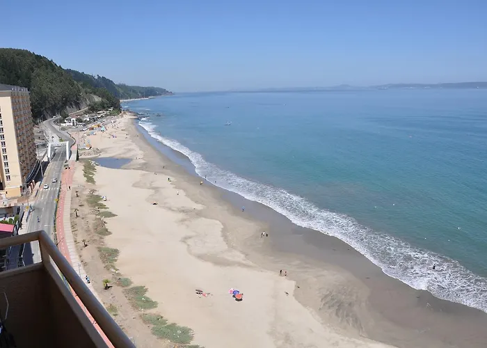 Depto Frente Playa Tome
